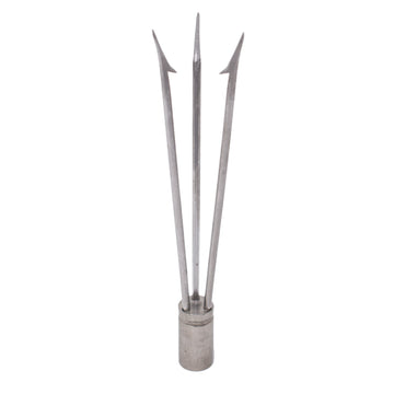 Scuba Choice 3-prong paralyzer barbs image showing firm hold on small cold-water targets