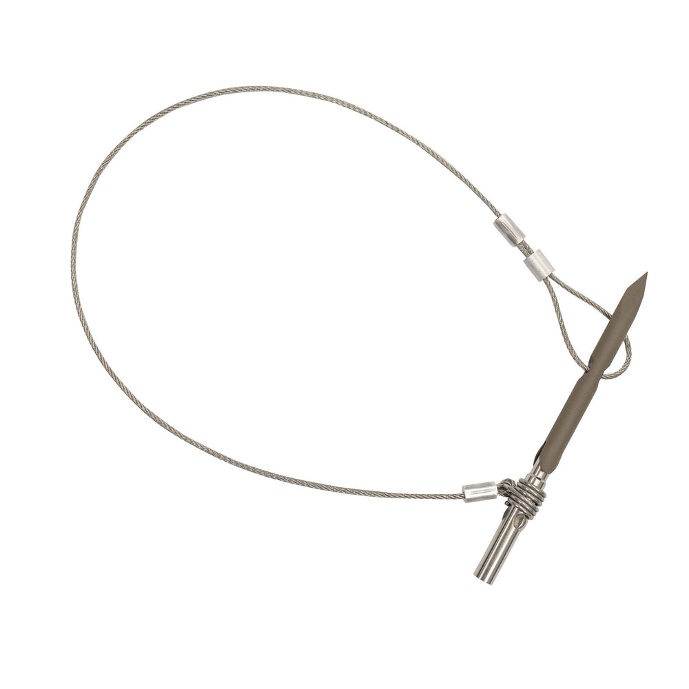Slip tip mounted on spear pole illustration
