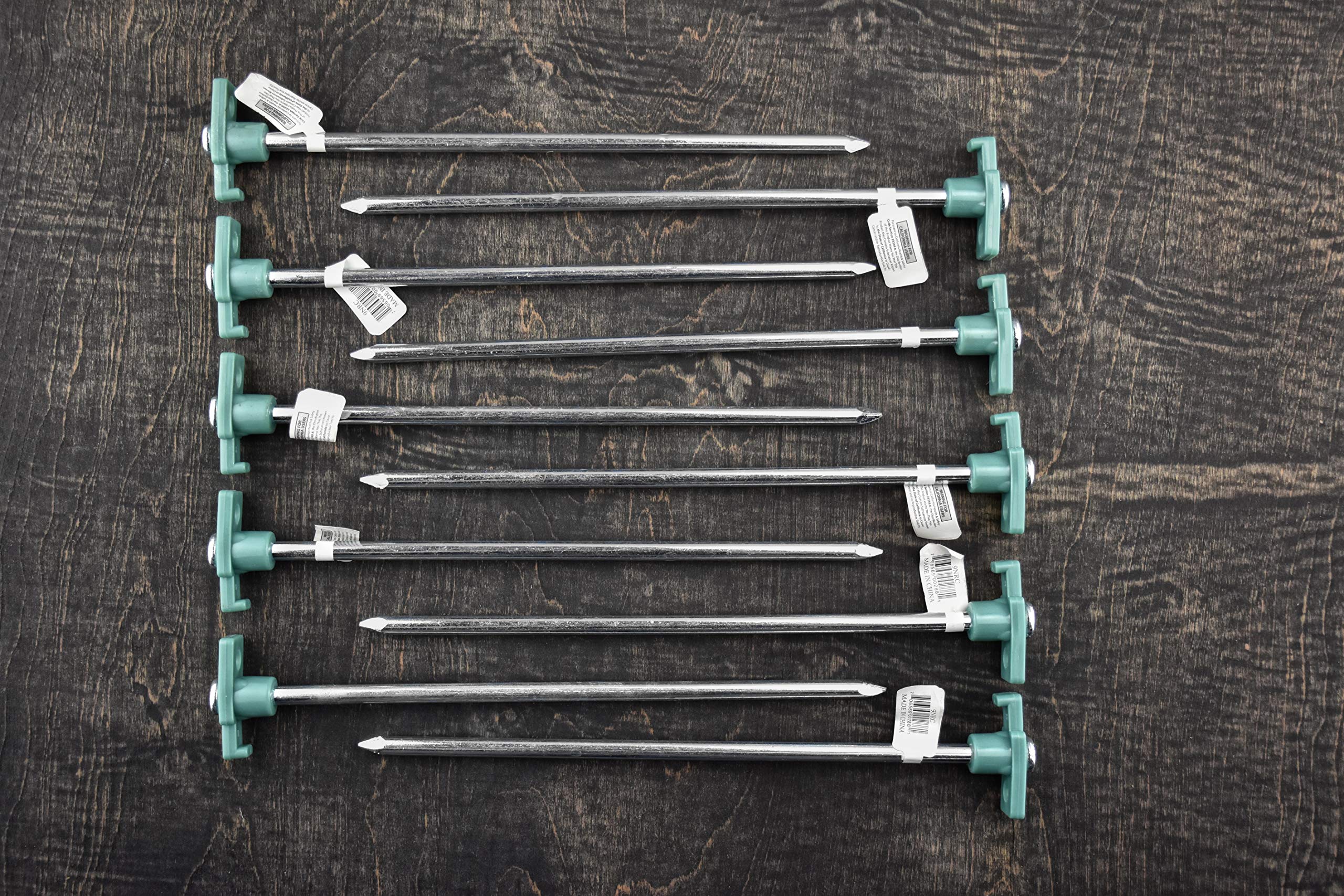 SE heavy-duty tent pegs with drive-point tip for easy insertion