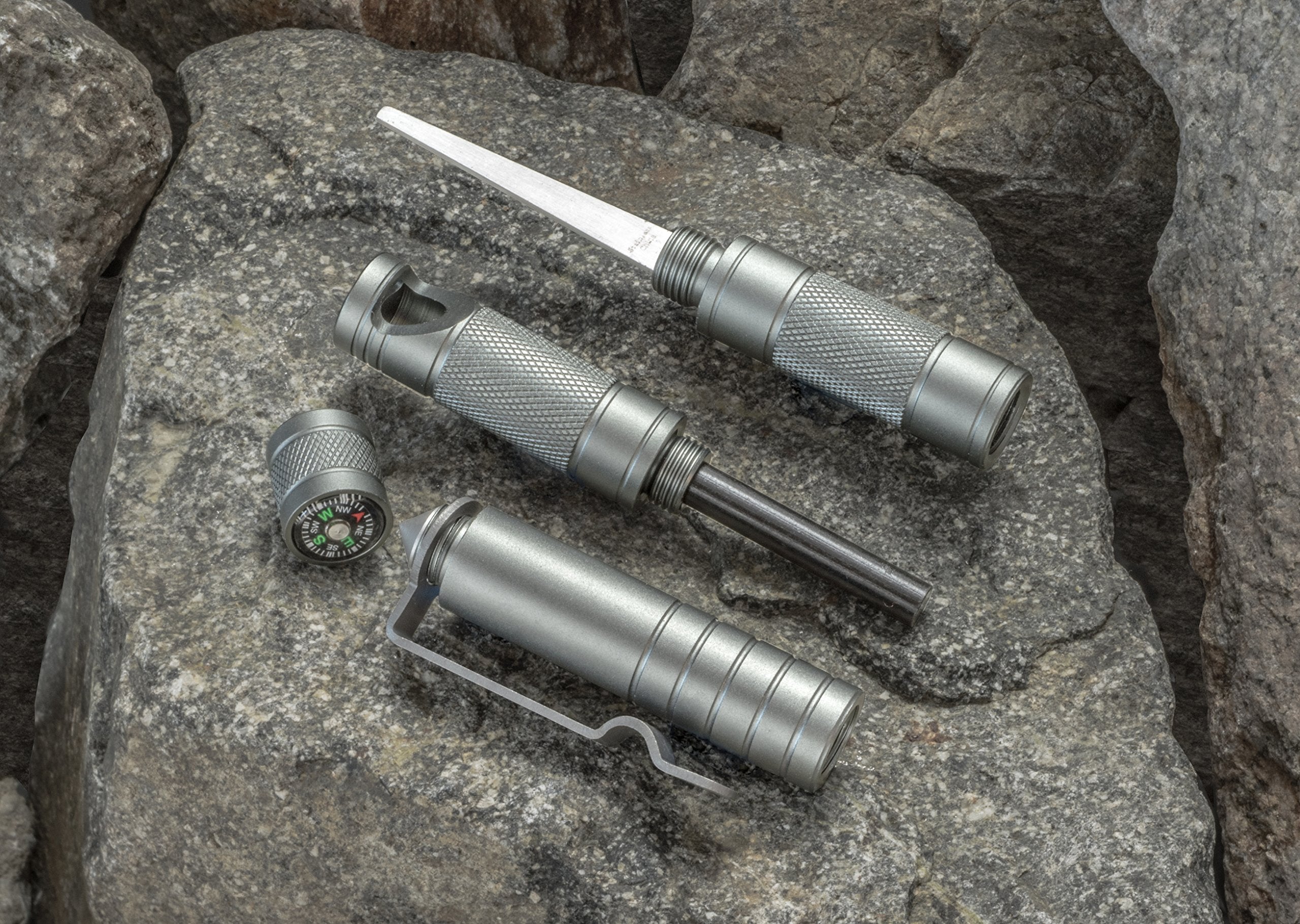 SE KSP31-5MT flint and whistle assembly highlighted for signaling and fire lighting