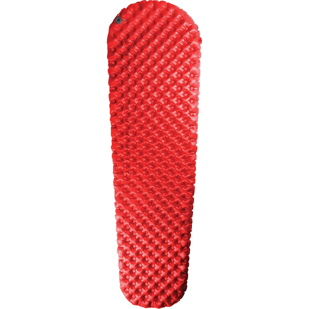 Sea to Summit Comfort Plus non-slip fabric keeps you from shifting at night.