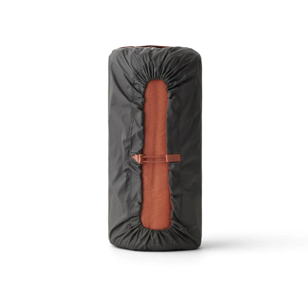 Sea to Summit Pursuit mat features Delta core chambers for cushioned support.