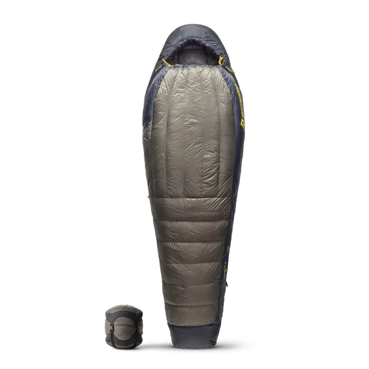 Sea to Summit Spark Pro hood keeps your head warm on cold nights