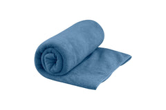 Sea to Summit Tek Towel plush fabric close-up shows ultra-soft microfiber feel for camping comfort