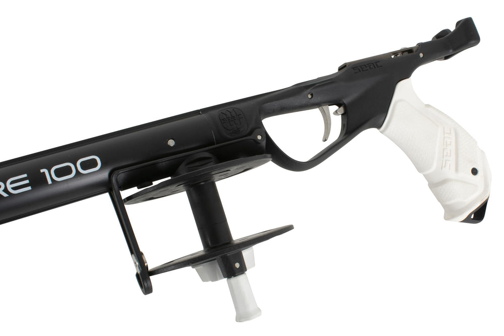 SEAC Fire in use shows comfortable loading and aiming on reef