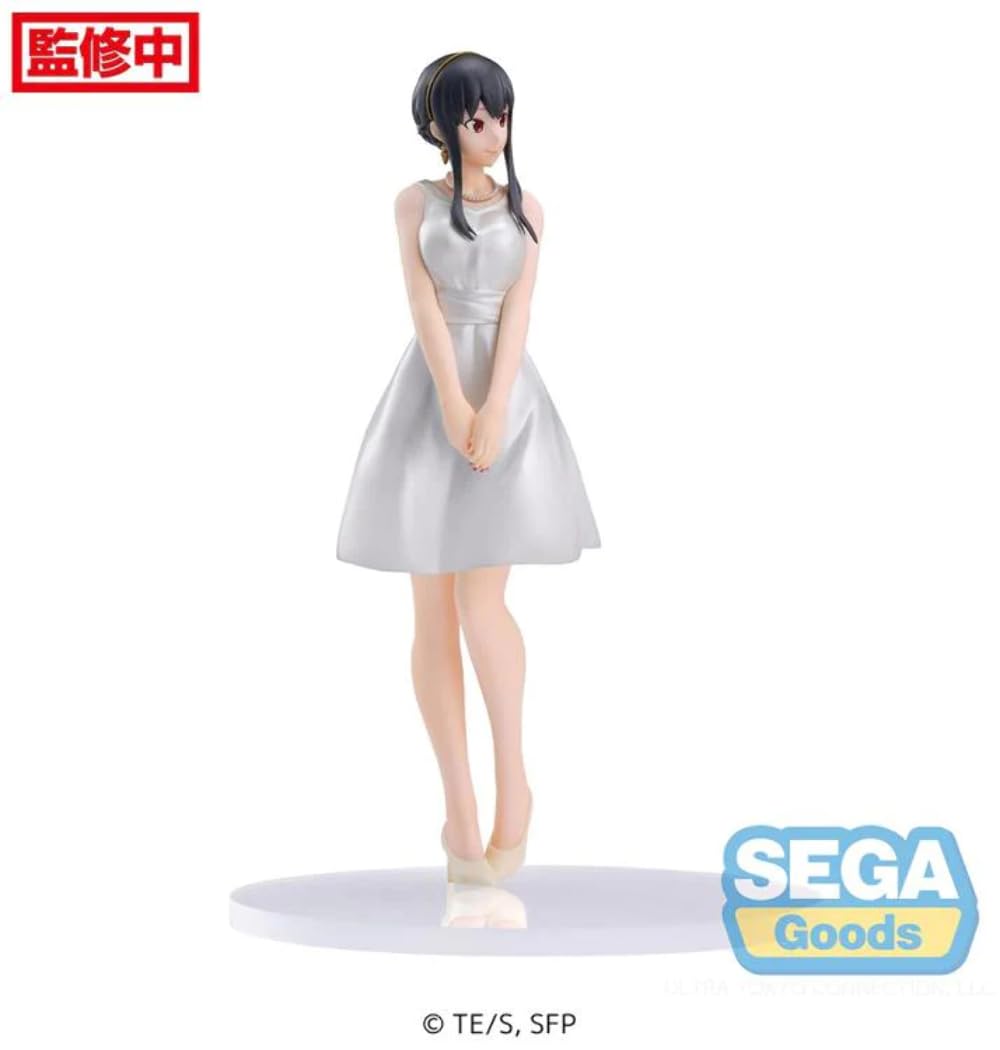 SEGA Yor Forger 19cm figure base display for stable shelf setup.
