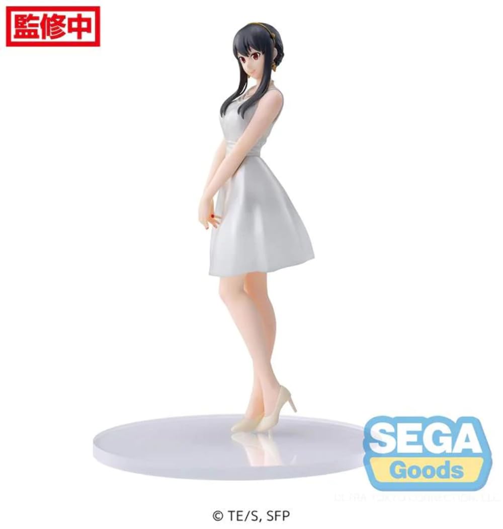 SEGA Yor Forger 19cm figure full-body view for authentic look.
