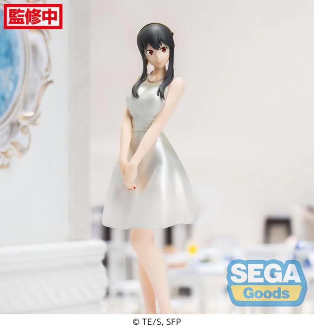 SEGA Yor Forger 19cm figure packaging image for unboxing excitement.