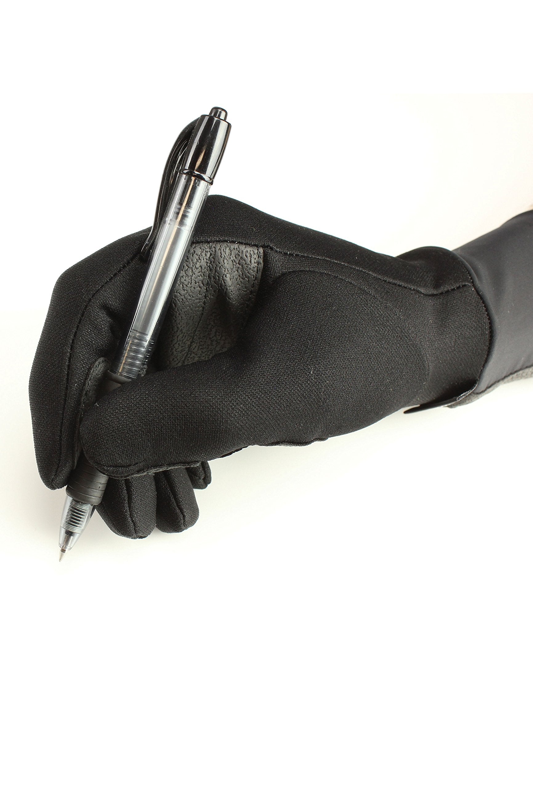 Seirus HyperLite glove form-fit cuff provides snug, easy on/off fit.