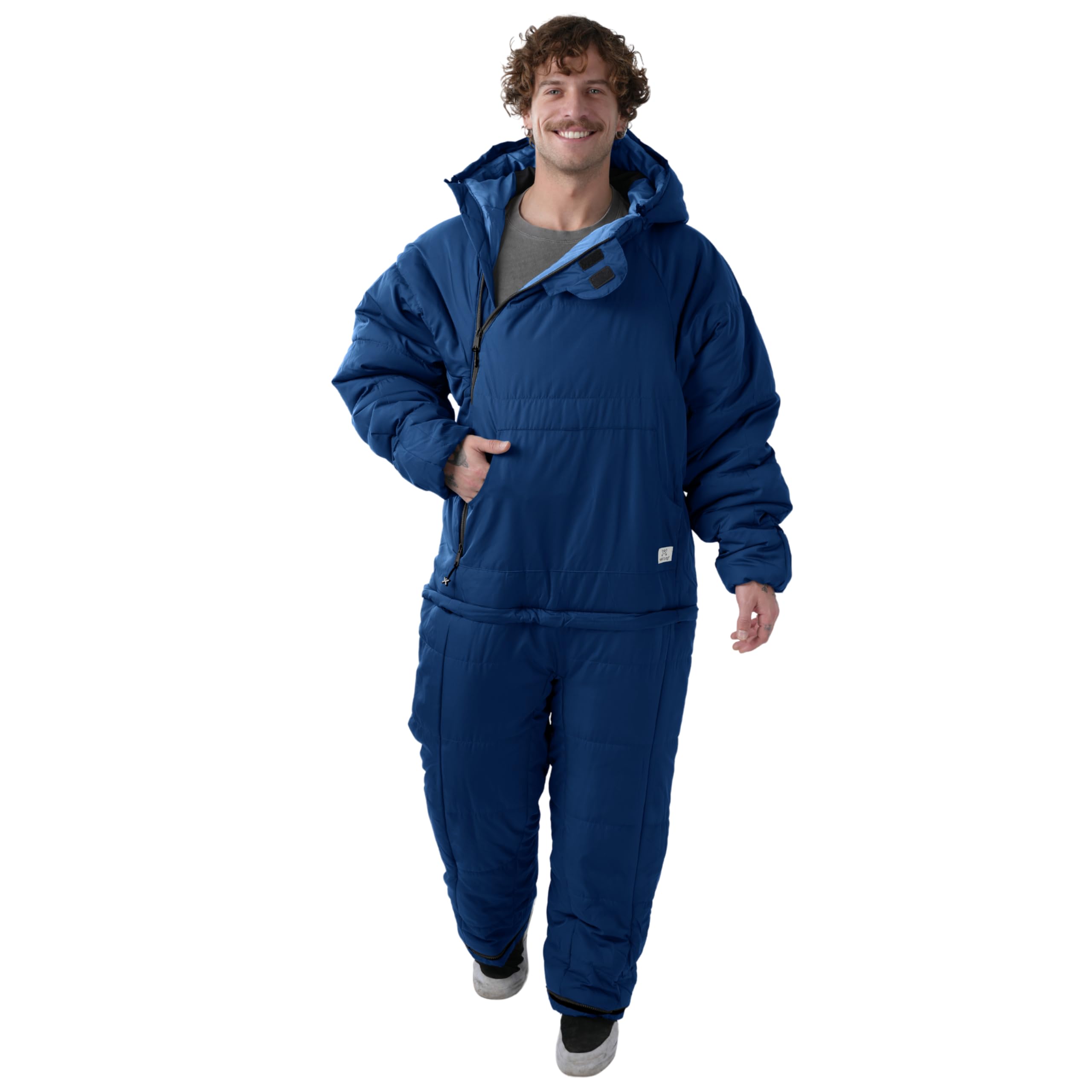 Selk'bag SWYTCH Lite wearable sleeping bag in action, adaptable warmth for camping and festivals.