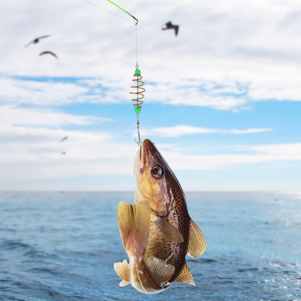 Compact size 3.14 x 0.78 x 0.78 inches of SEWACC bait holder