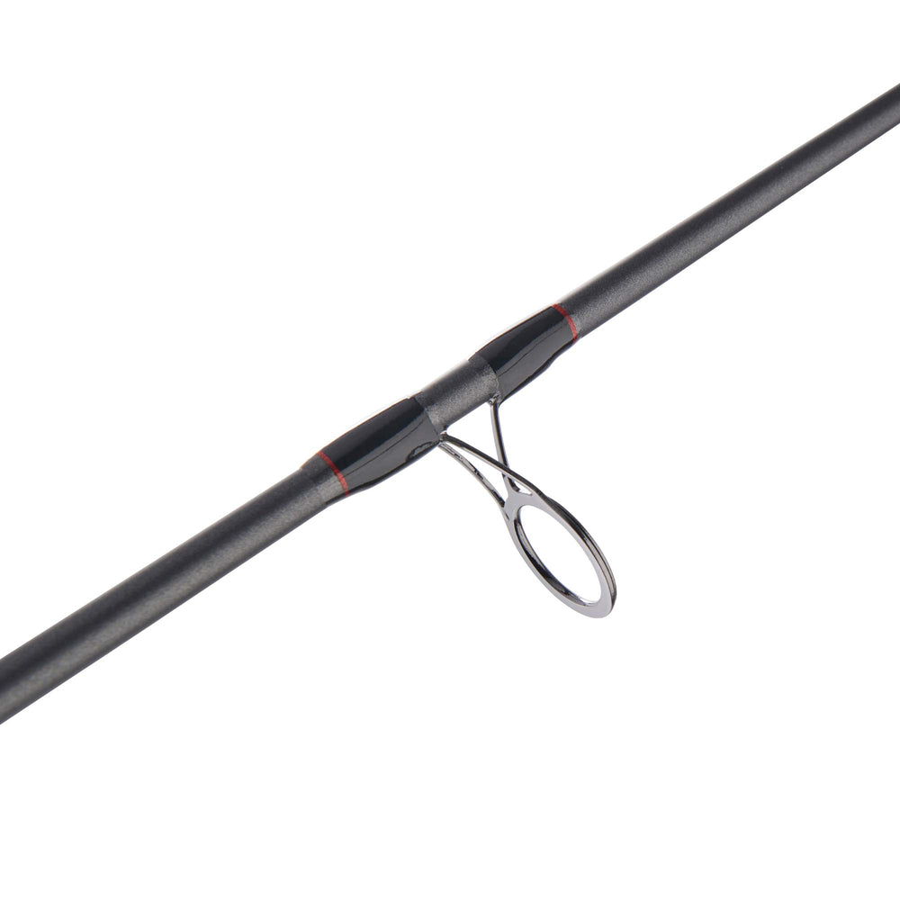 Shakespeare Ugly Stik front drag image showing 18 lb capability for bigger catches.