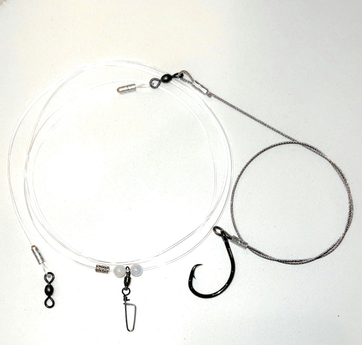 Shark fishing rig for surf casting with steel leader
