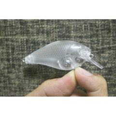 Shelt unpainted crankbait diving 2-4 ft ideal for shallow water targeting