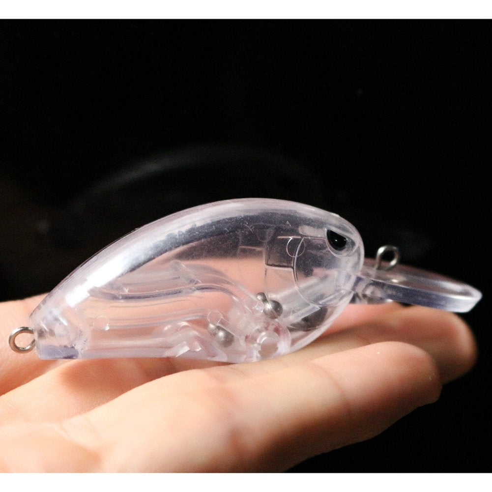 Shelt crankbait with rattle inside highlights audible lure during retrieve.