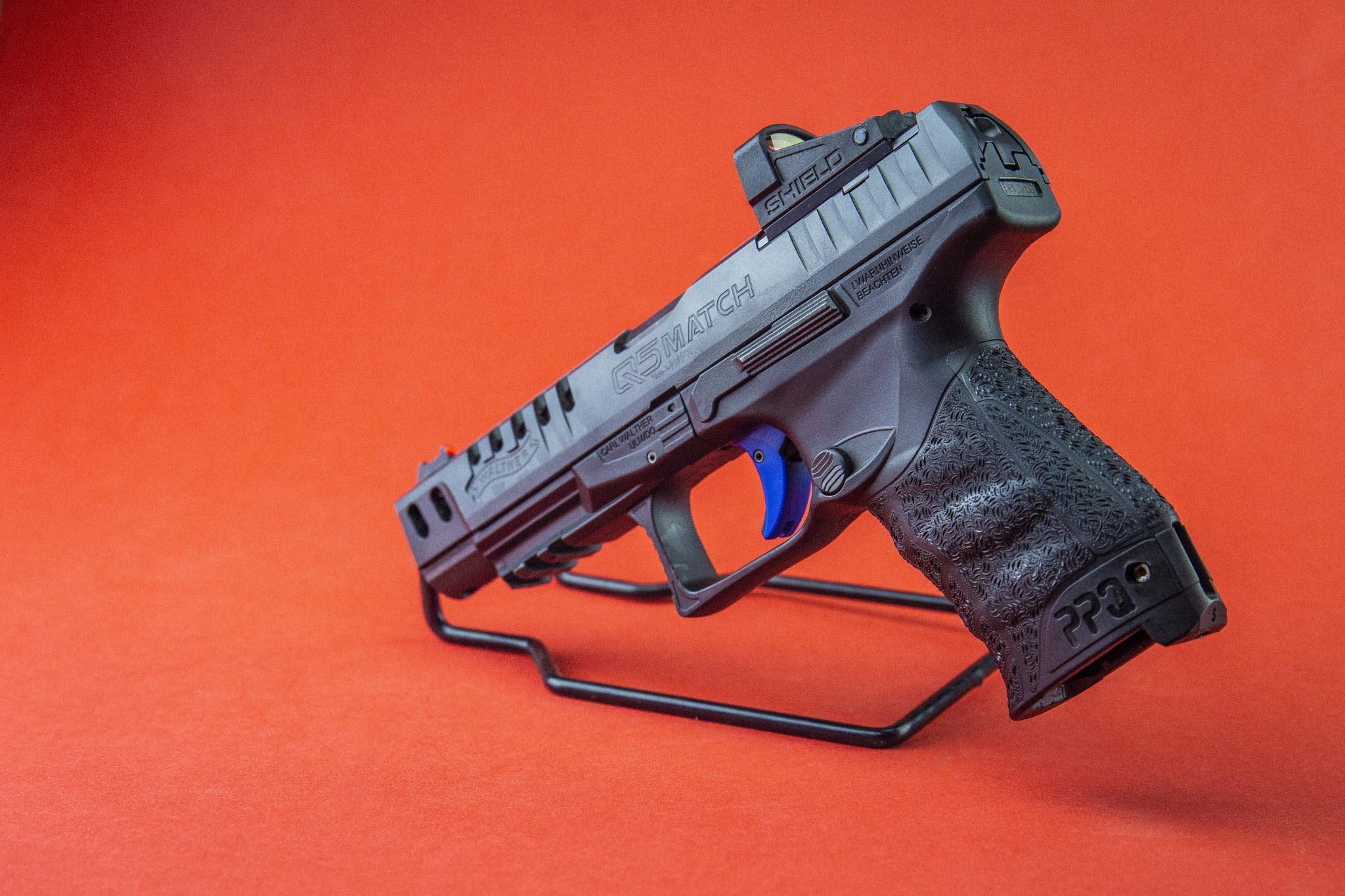 Shield Sights SMSc always-on operation for instant readiness in draw-and-fire scenarios.