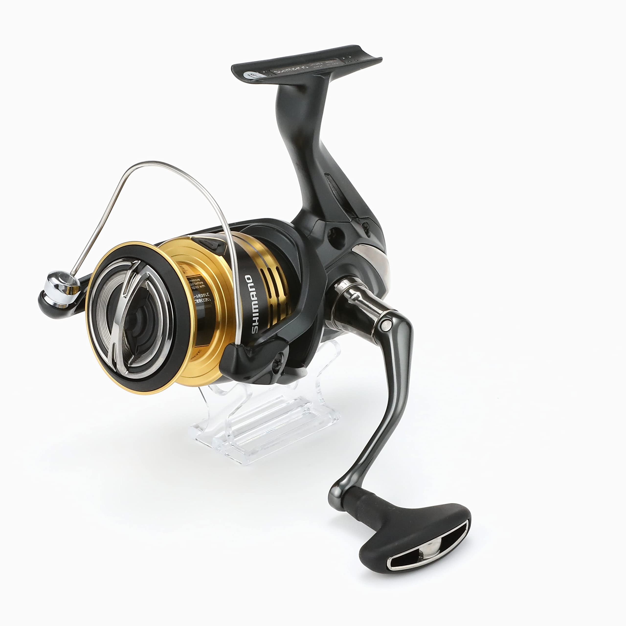 Shimano Sahara FJ 4000 reel spool and handle close-up highlights light weight and balanced feel.
