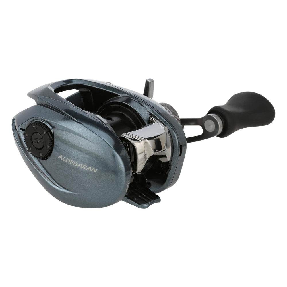 Angler casting with Shimano Aldebaran BFS low profile reel