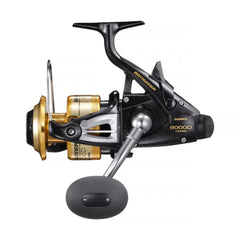 SHIMANO BAITRUNNER D cold forged spool close-up highlights durability and smooth line release.