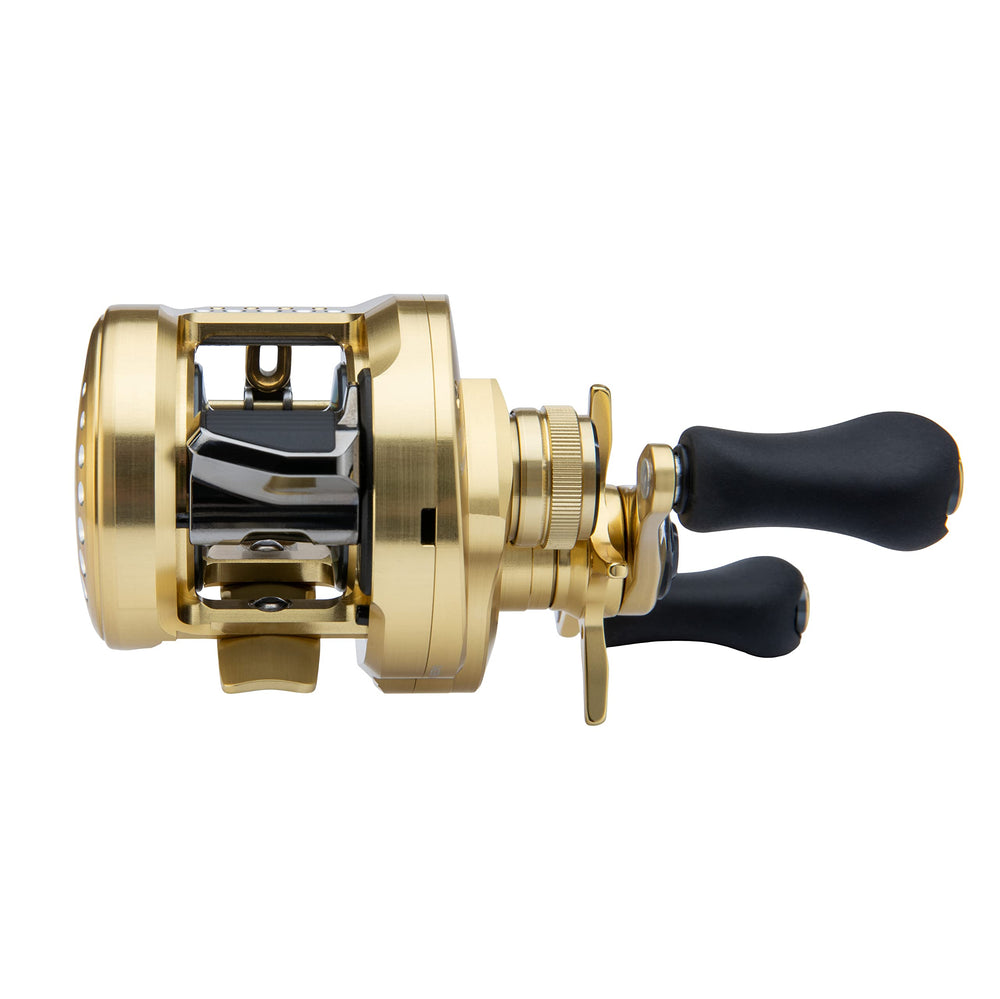 SHIMANO Calcutta Conquest 100-200 A HAGANE Body (Al) boosts rigidity and durability.