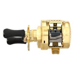 SHIMANO Calcutta Conquest 100-200 A Infinity Drive enables smooth, consistent retrieves.