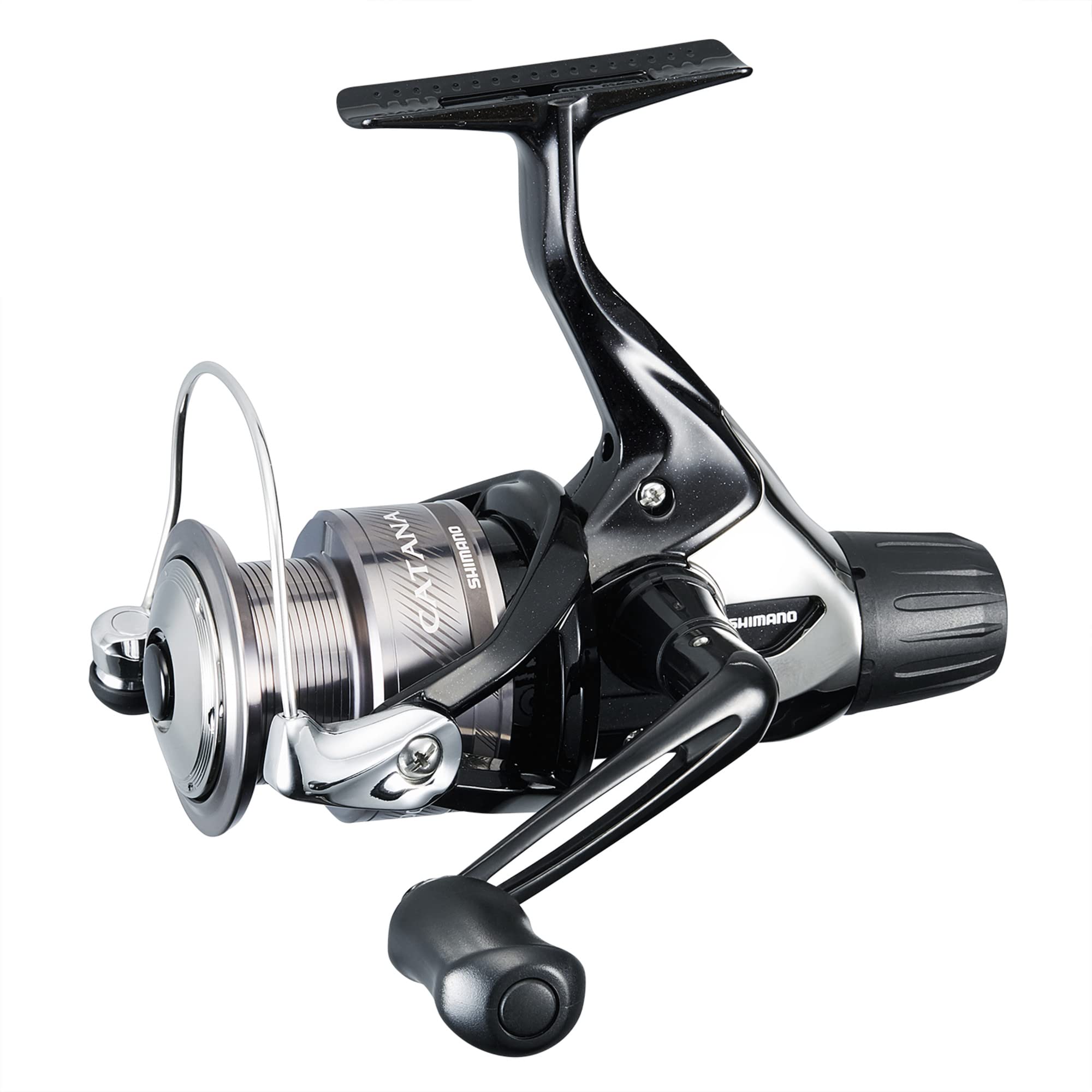Shimano Catana RC angled lip spool improving line release during casts.