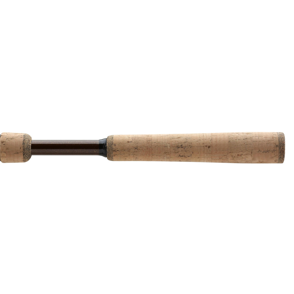 Shimano Clarus custom reel seat ensures secure, comfortable grip.
