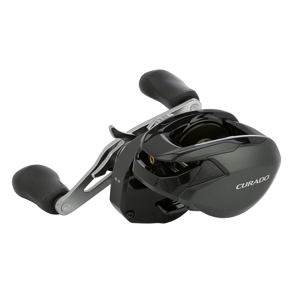SHIMANO CURADO 200M side plate and brace close-up for durability