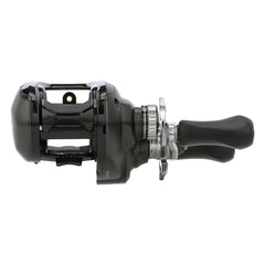 SHIMANO CURADO 200M SVS Infinity control close-up for precise braking