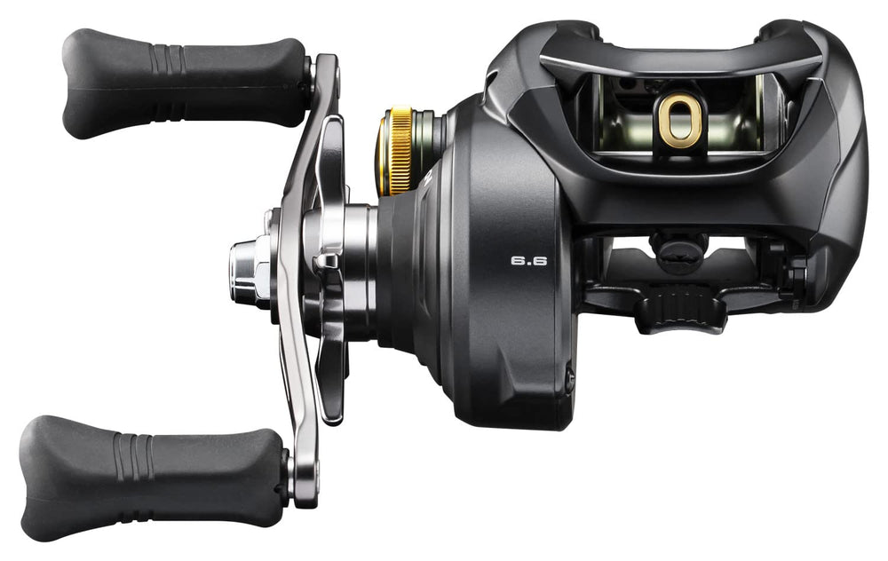 SHIMANO CURADO 300K ergonomic handle offers comfortable all-day use.