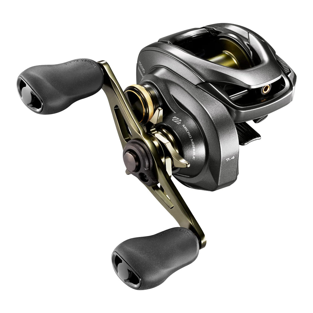 SHIMANO Curado DC 151 XG Hagane body close-up highlighting rigidity