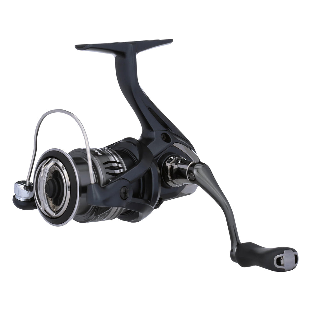SHIMANO MIRAVEL MIR1000 coreprotect seal demonstrates water resistance during use