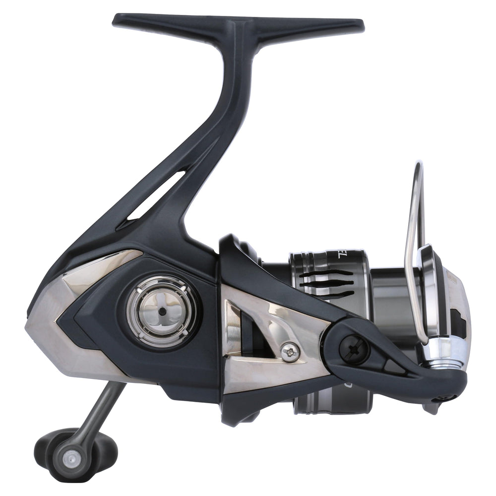 SHIMANO MIRAVEL MIR1000 cross carbon drag close-up shows precise control