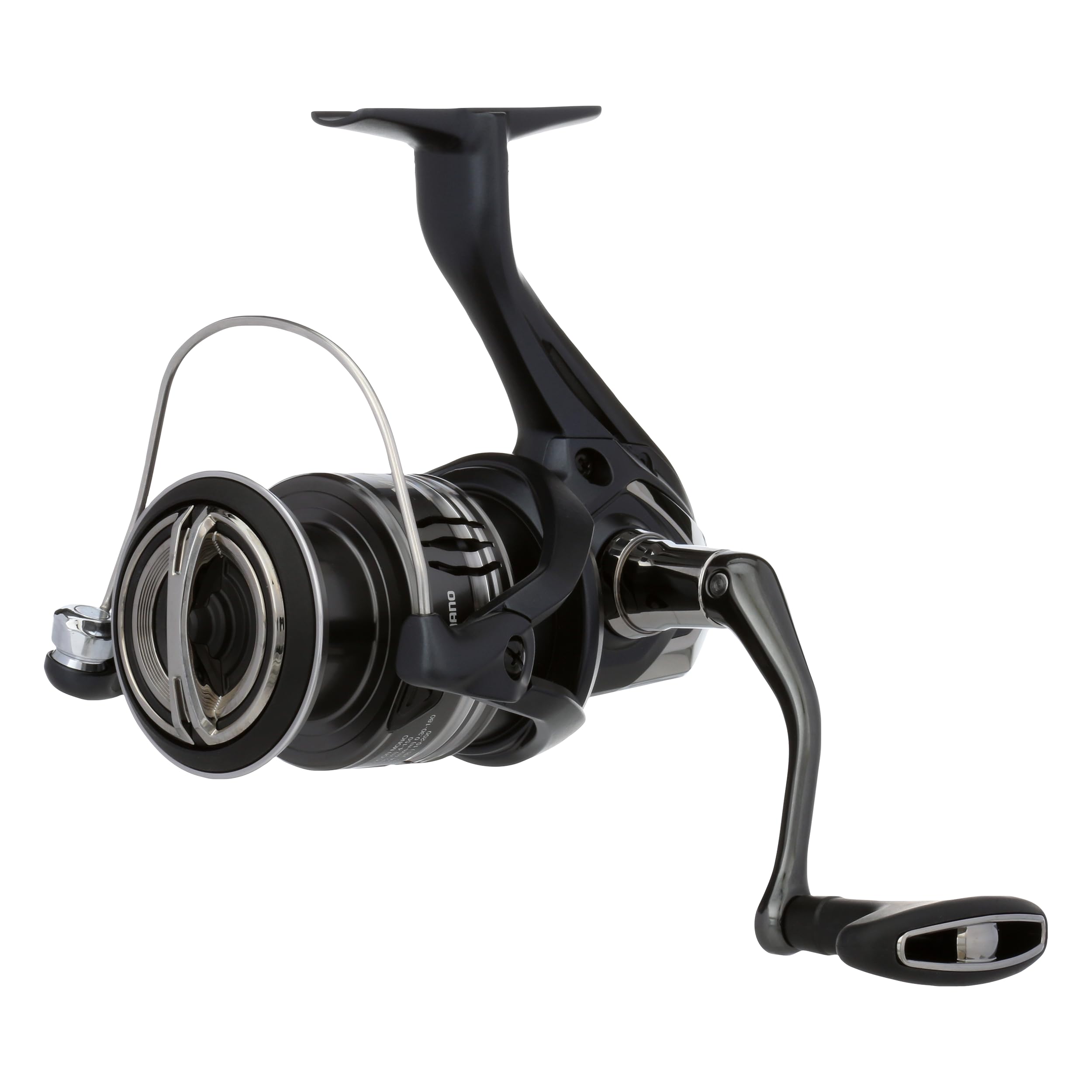 Shimano MIRAVEL MIR4000XG SilentDrive delivers quiet retrieves.