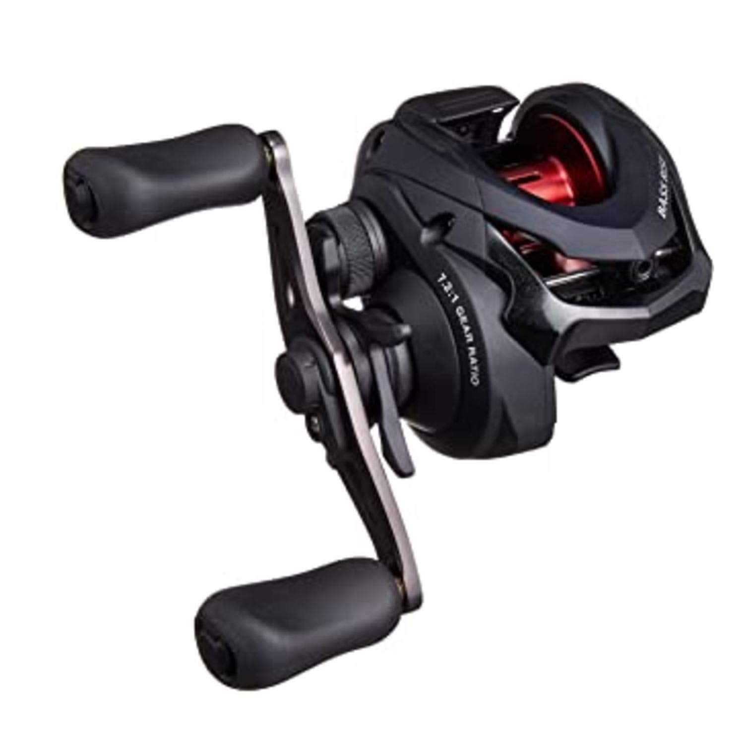 SHIMANO Reel 18 Basuraizu front view showing compact design for saltwater casting