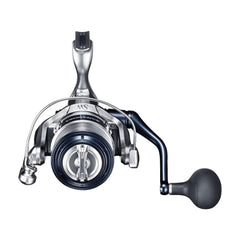 SHIMANO SARAGOSA SW A 8000HG X-Protect seals against splashes while turning.