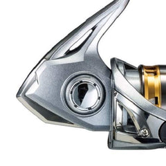SHIMANO Sedona C3000HG gear assembly delivers reliable cranking under load.