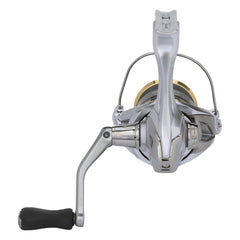 Shimano Sedona SE2500HGFJC Hagane Gear close-up emphasizes robust, lasting performance.