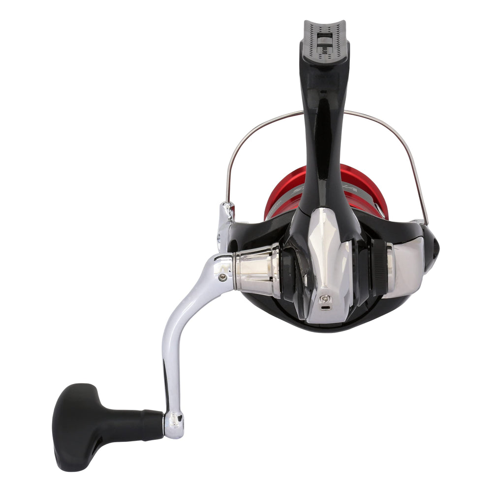 Shimano Sienna FG demonstrates 28-inch line retrieve for smoother casting.