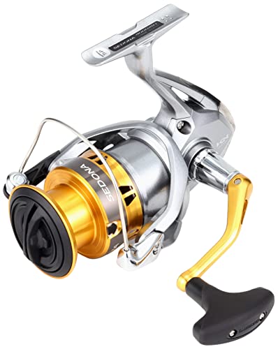 Shimano Sedona 4000XG fishing reel in hand