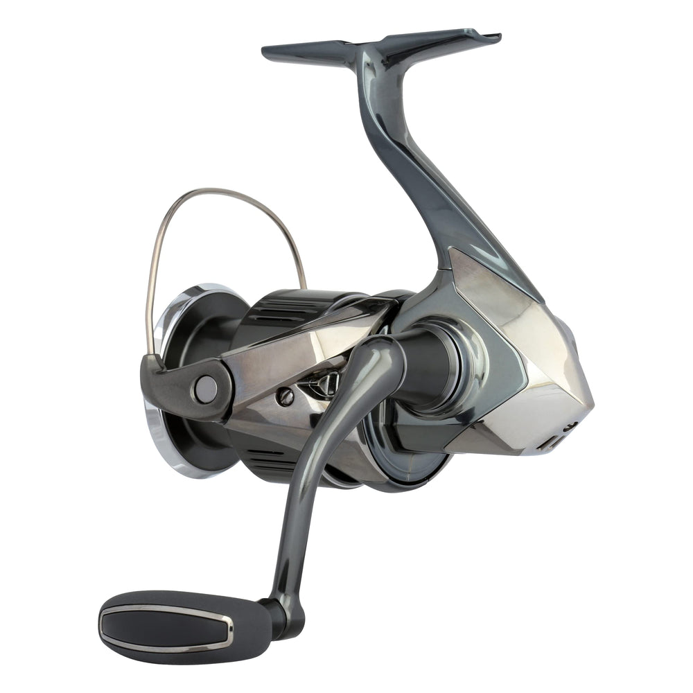 Top-down view highlighting control dial on Shimano Stella C5000XG FK