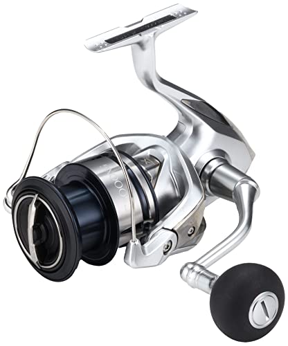 Shimano Stradic FL C5000XG in action demonstrating smooth retrieval and power transfer