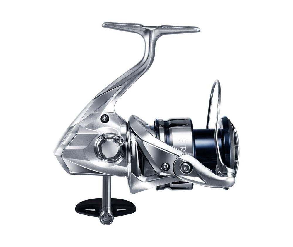 Shimano Stradic FL SA-RB bearing close-up demonstrates salt and sand resistance in tough conditions.
