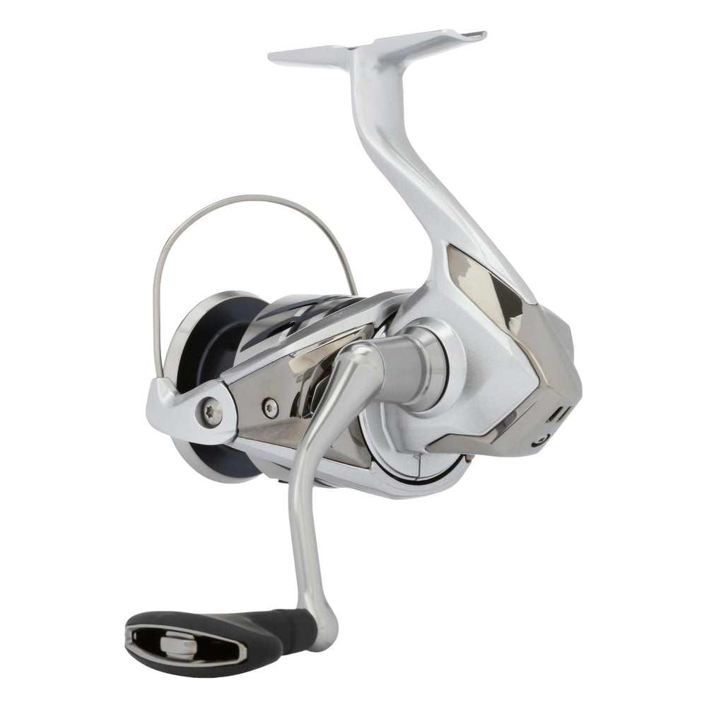 SHIMANO Stradic FM drag adjustment close-up enables precise tension control