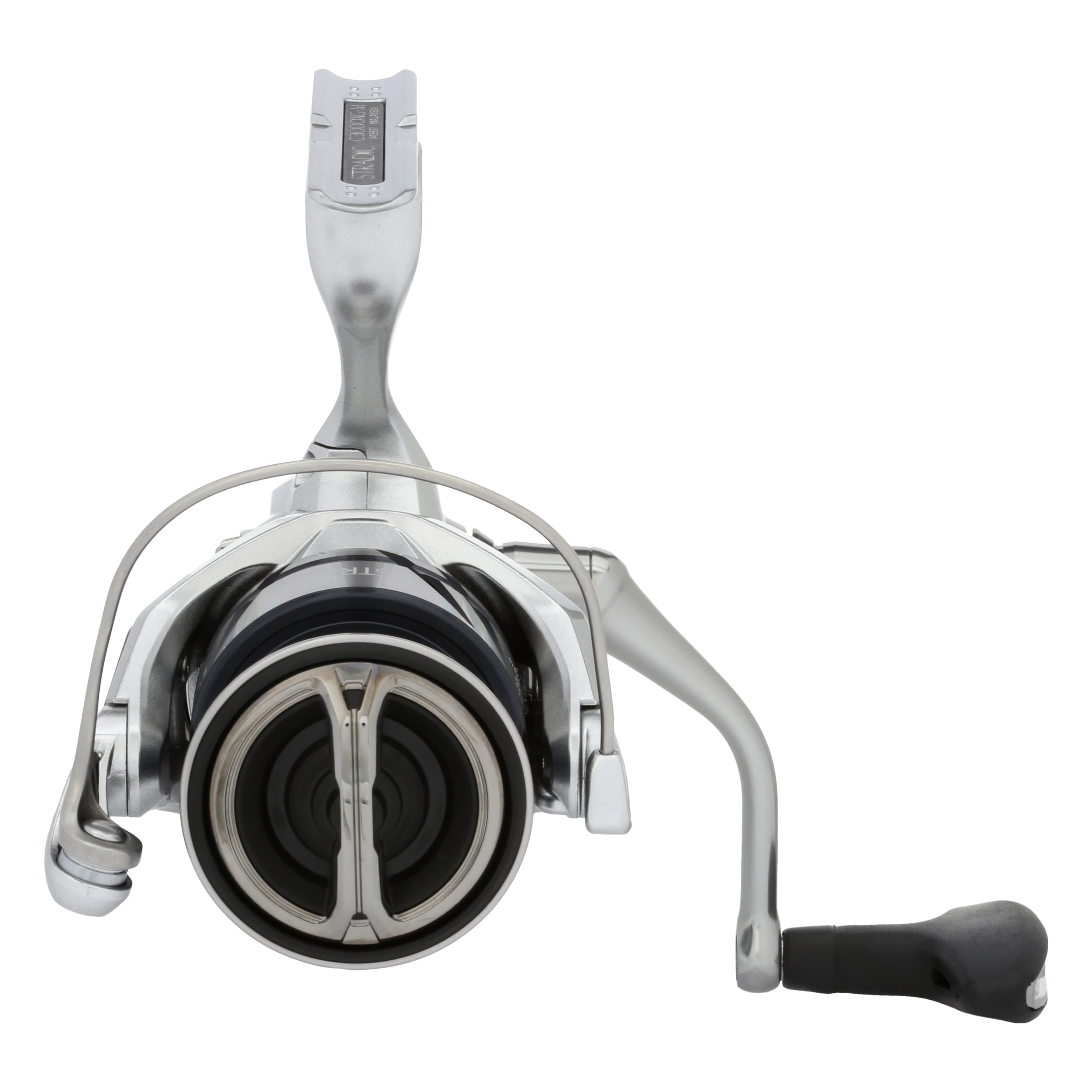 SHIMANO Stradic FM in-hand demonstrates comfortable grip during retrieval