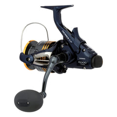 SHIMANO THUNNUS CI4 one-piece bail close-up for simple line control