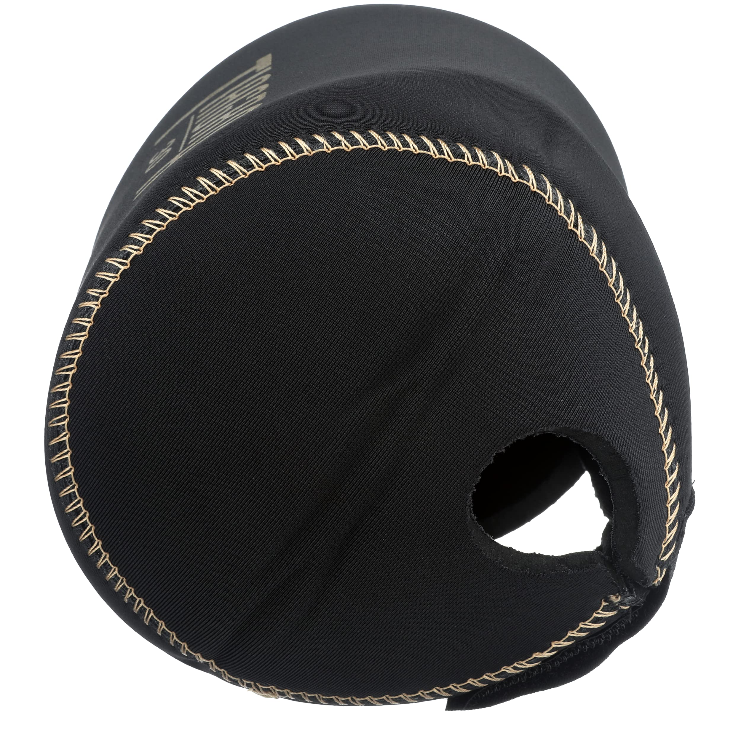 Shimano TIAGRA reel cover 30 fabric texture shows shiny black material