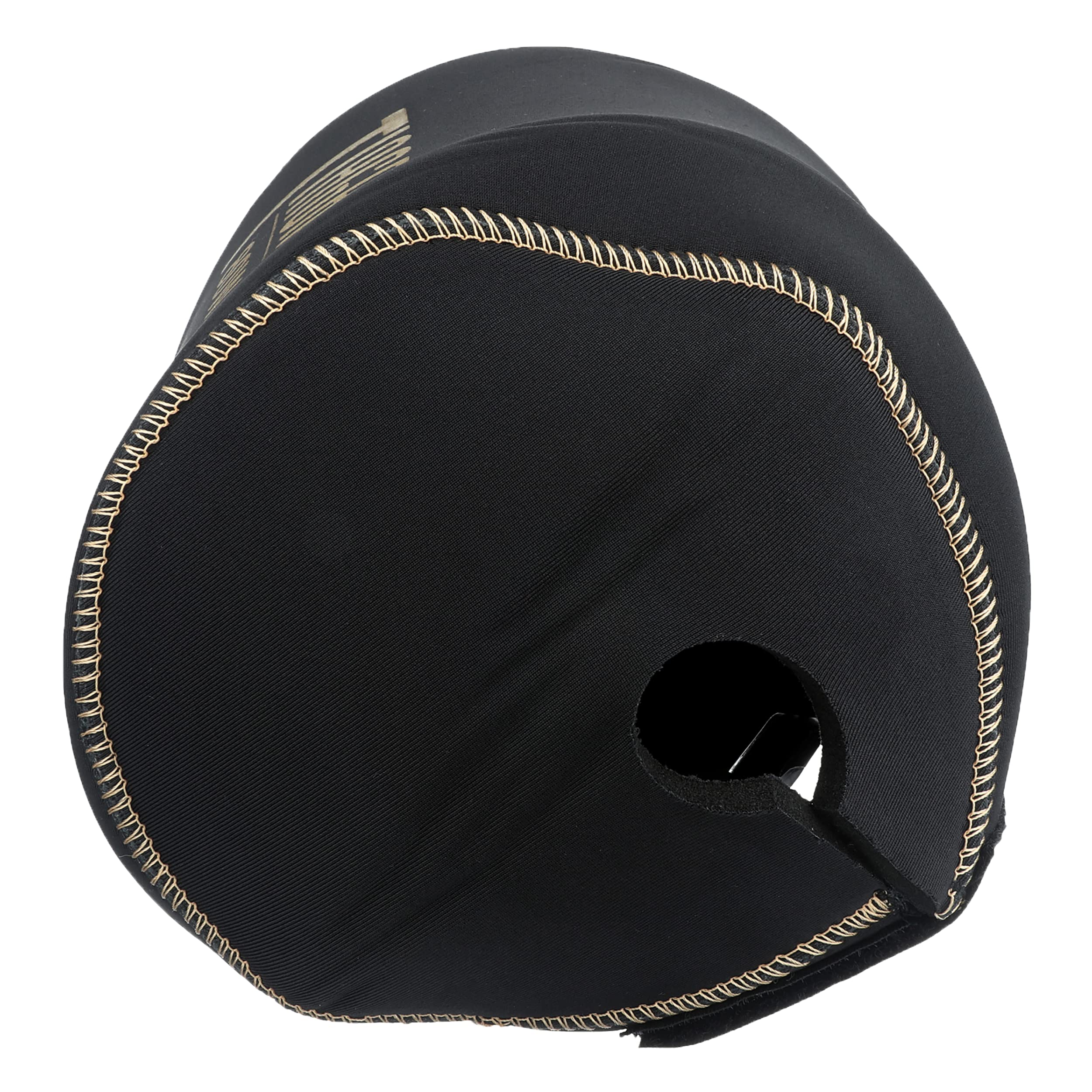 Reel cover side profile showing snug fit for Tiagra reels.