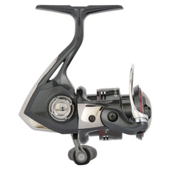 Shimano Vanford A VF500A retrieval shot highlights DuraCross drag durability during strong fish fights.