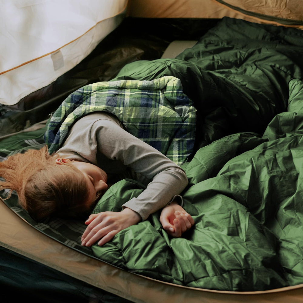ShinHye soft flannel lining and hollow fill for cozy warmth